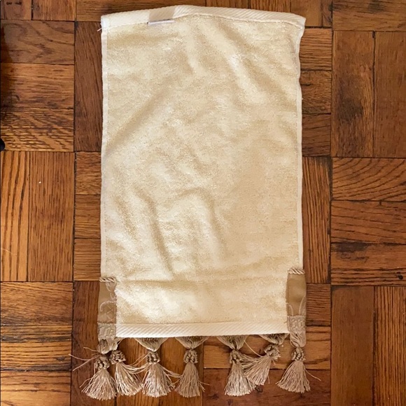 Croscill Bath Croscill Home Yellow Gold Bath And Hand Towel Poshmark